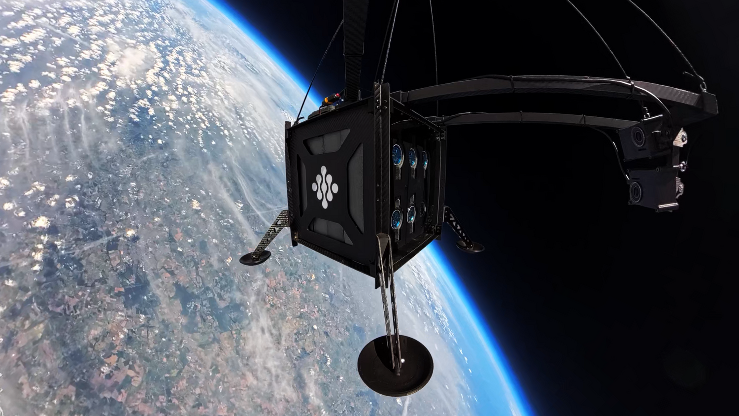 Diatom Full meteorite face watch in Space